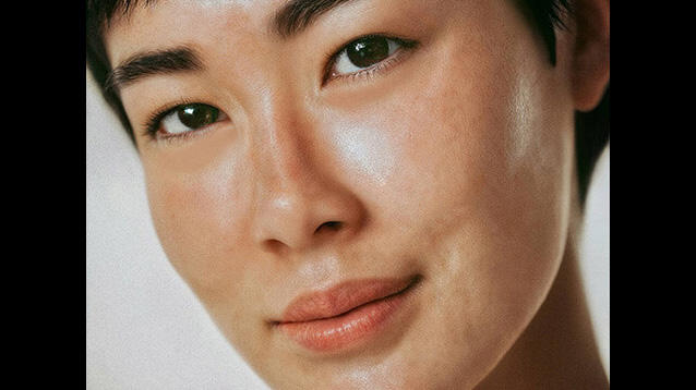 View the before and after transformation of this beauty retouching by Phoenix Photography Nashville